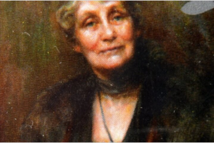 Inspirational Women Liverpool Past-Present History Tour - monthly - Photo 1 of 8